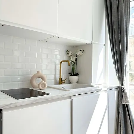 Apartment Opera - Premium For Couples